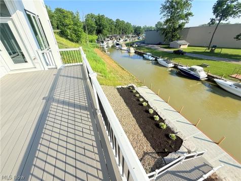 2048 Forest Drive Eastlake OH 44095