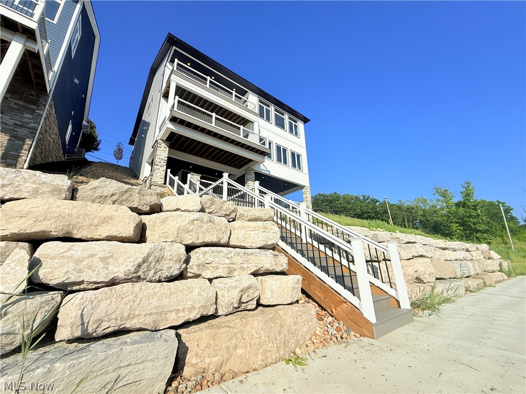 2048 Forest Drive Eastlake OH 44095