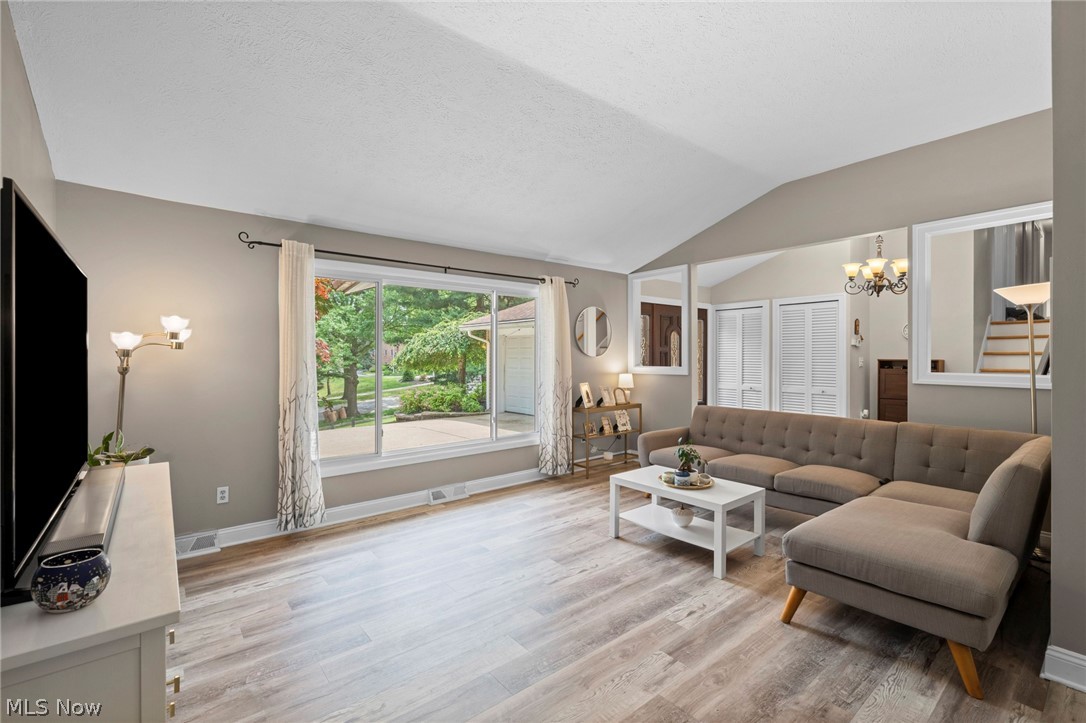 932 Aintree Park Drive Mayfield Village OH 44143