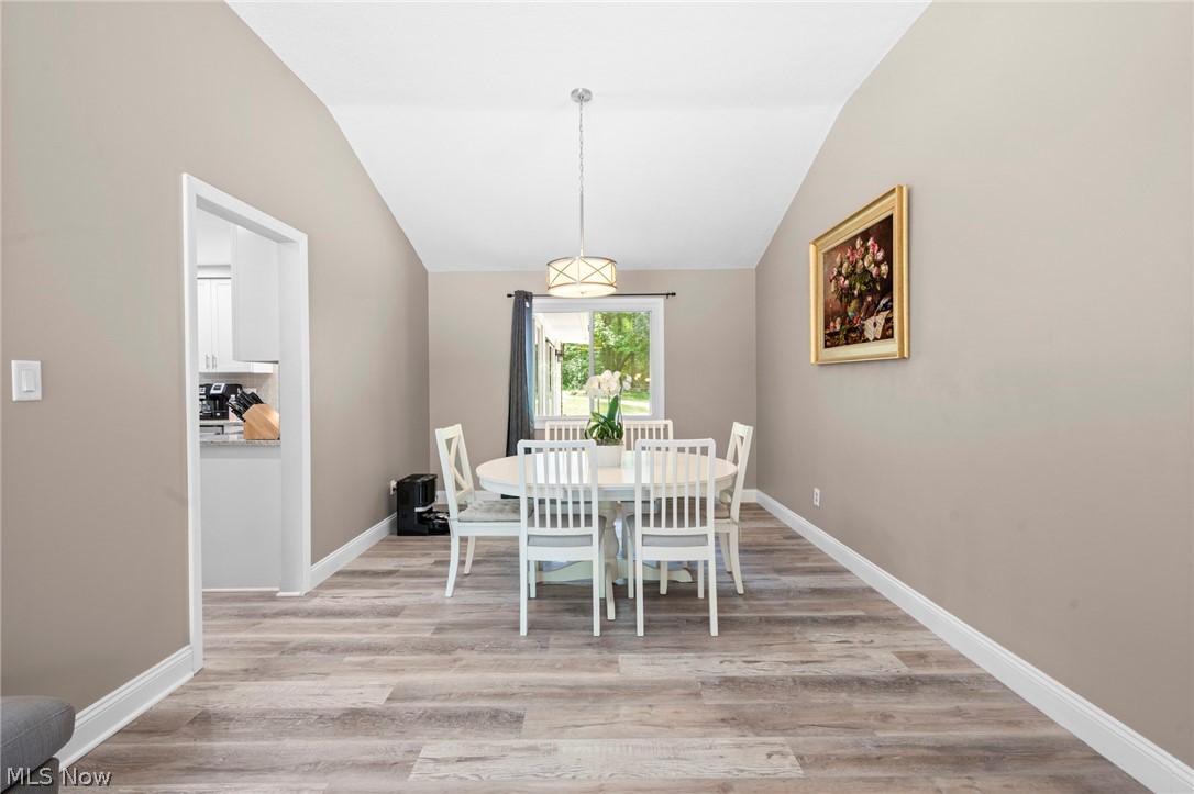 932 Aintree Park Drive Mayfield Village OH 44143
