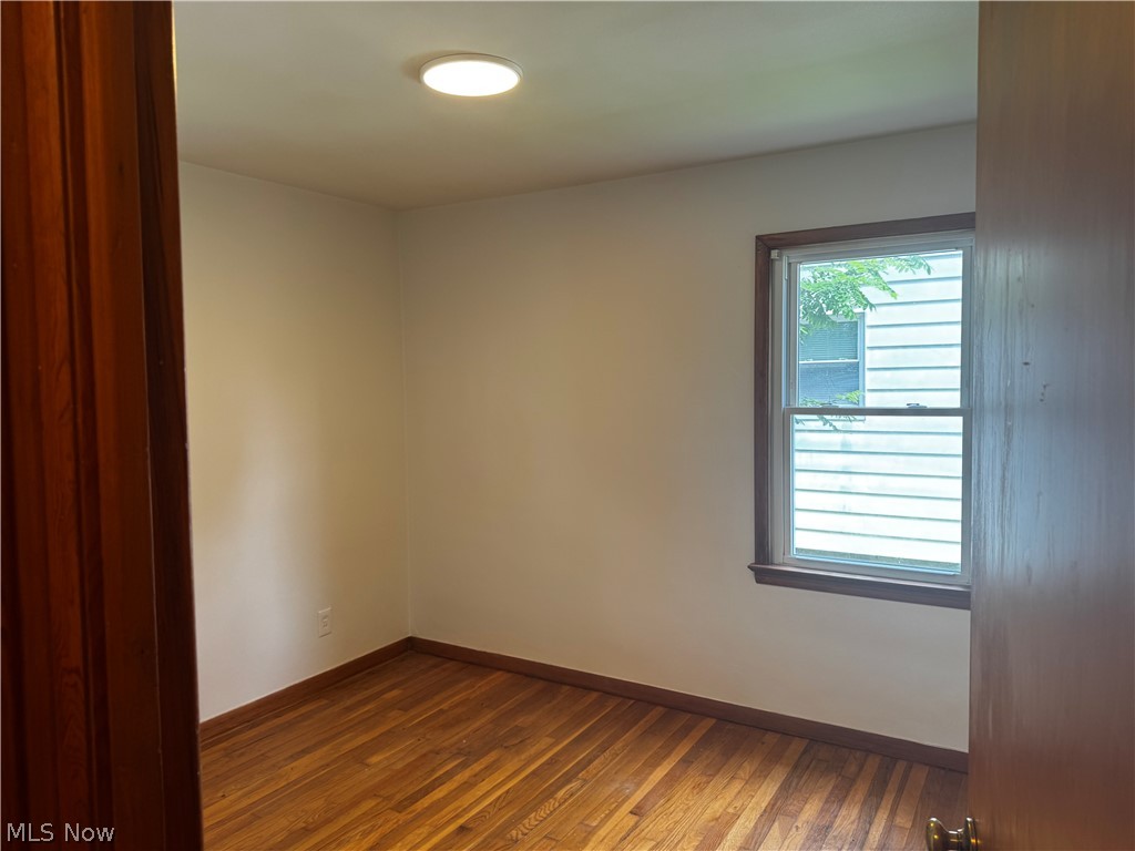 30107 Thomas Street Willowick OH 44095