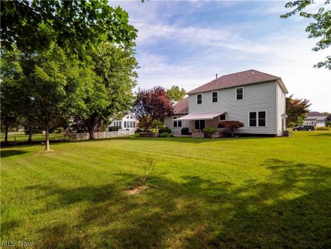 4754 Belmont Drive Avon OH 44011