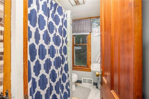 813 Warren Street Marietta OH 45750