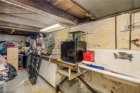 813 Warren Street Marietta OH 45750