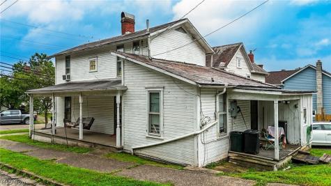 813 Warren Street Marietta OH 45750