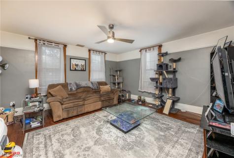 813 Warren Street Marietta OH 45750