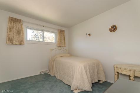 6372 Ridgebury Boulevard Mayfield Heights OH 44124