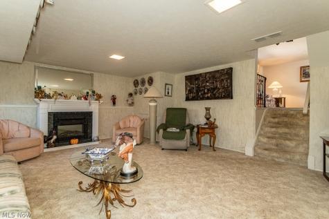 6372 Ridgebury Boulevard Mayfield Heights OH 44124