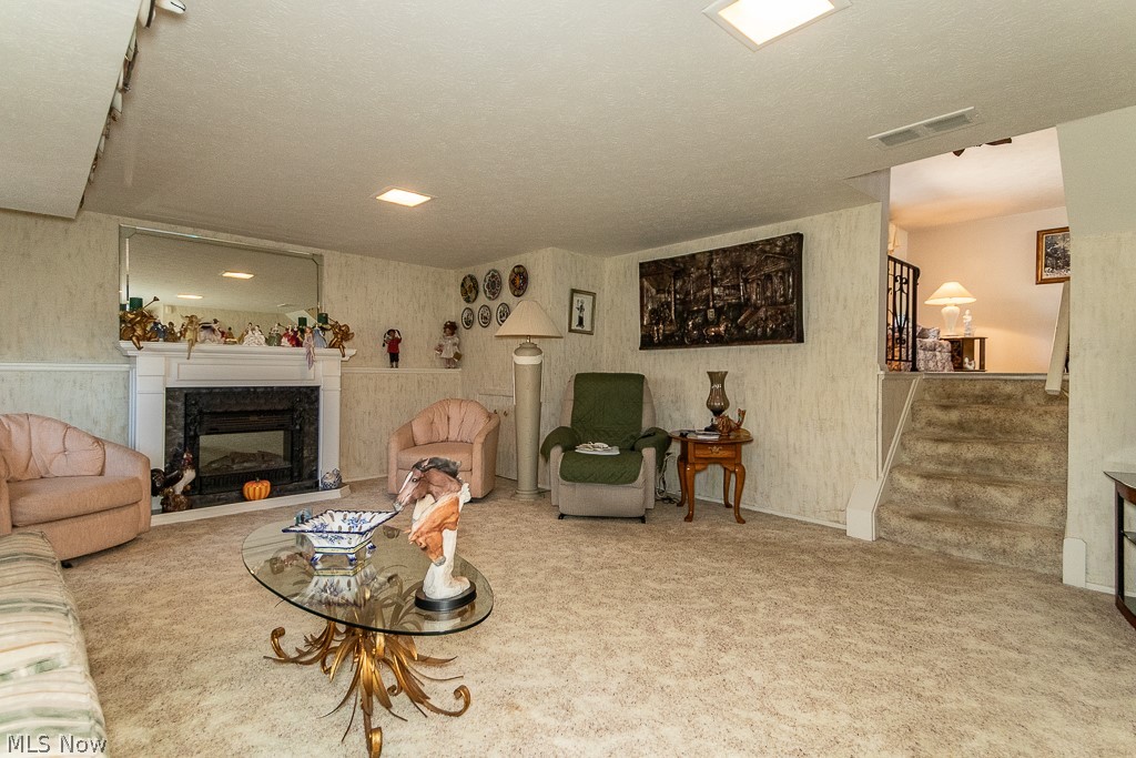 6372 Ridgebury Boulevard Mayfield Heights OH 44124