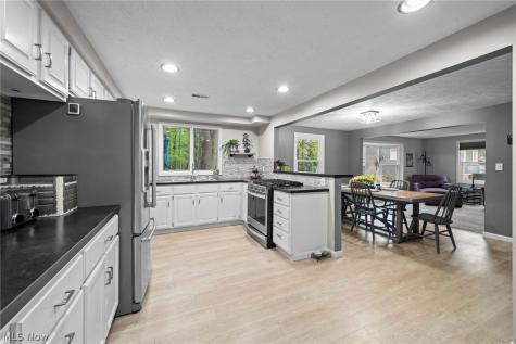 4542 Briarcliff Trail Copley OH 44321