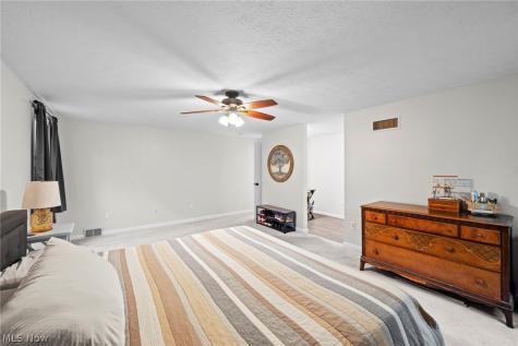 4542 Briarcliff Trail Copley OH 44321