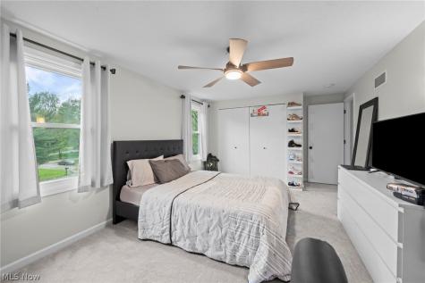 4542 Briarcliff Trail Copley OH 44321