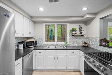 4542 Briarcliff Trail Copley OH 44321