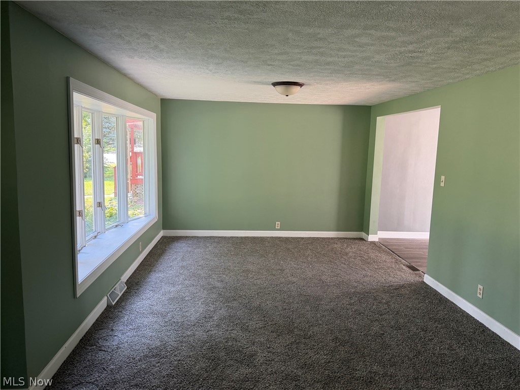 1104 Herbig Avenue Coshocton OH 43812