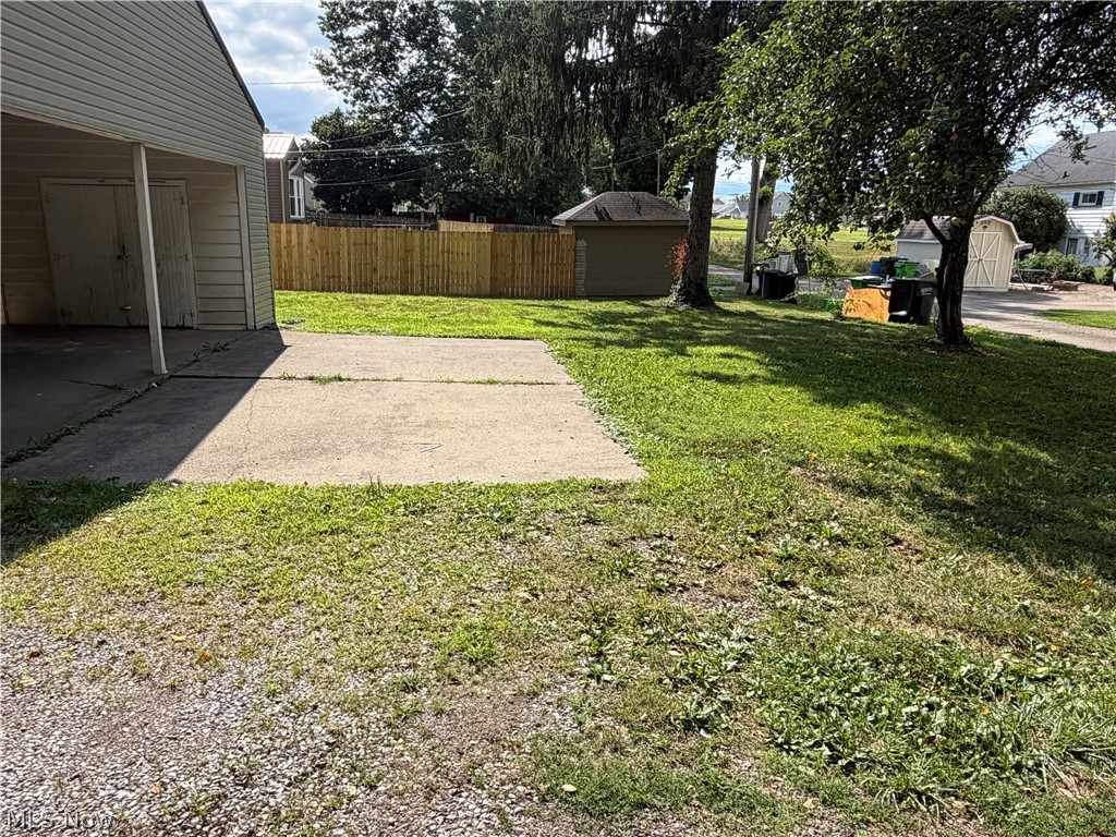 1104 Herbig Avenue Coshocton OH 43812