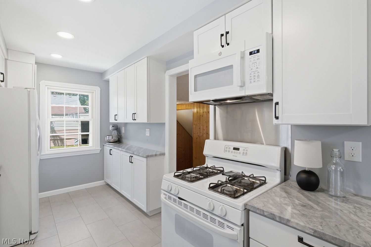 17702 Ponciana Avenue Cleveland OH 44135