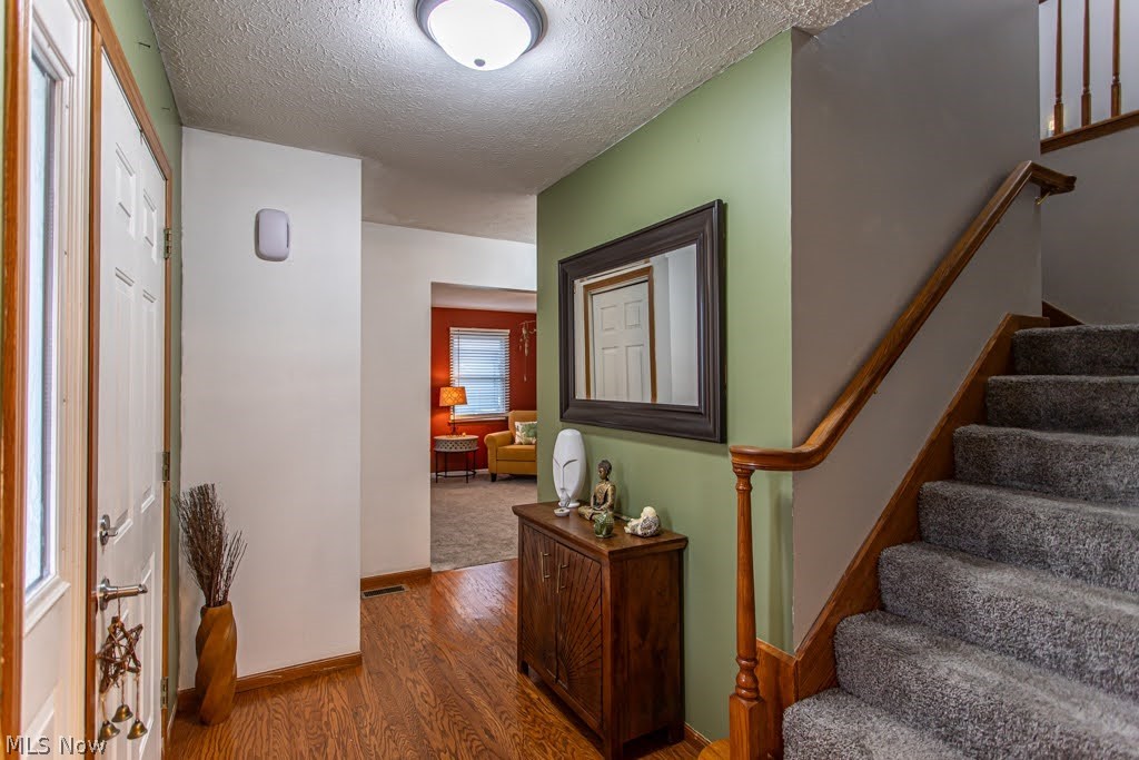 2218 Crestmont Drive Girard OH 44420