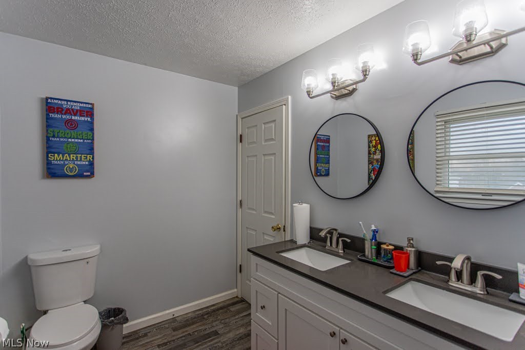 2218 Crestmont Drive Girard OH 44420