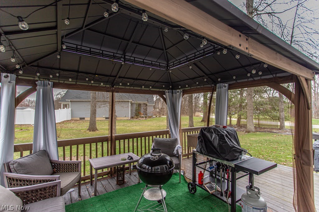 2218 Crestmont Drive Girard OH 44420