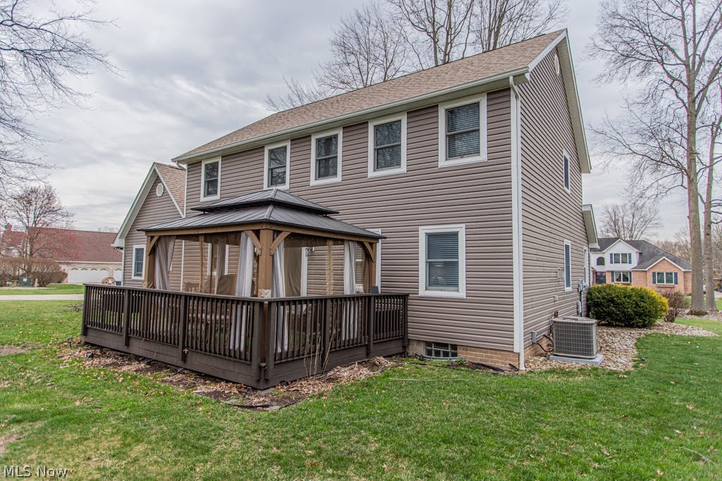 2218 Crestmont Drive Girard OH 44420