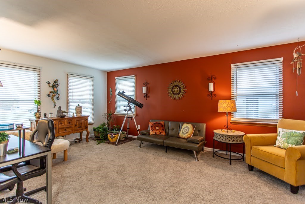 2218 Crestmont Drive Girard OH 44420
