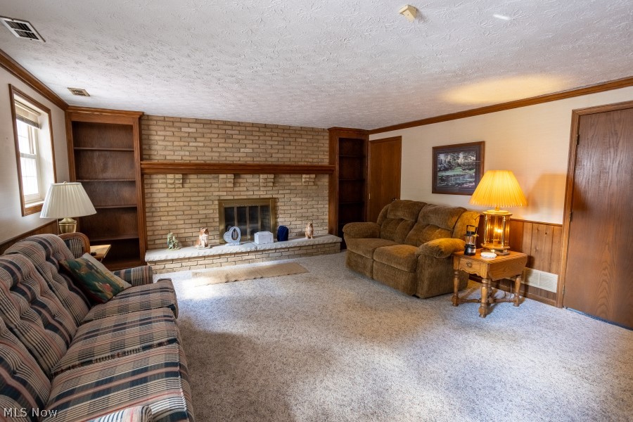 8639 Candlewood Avenue NW North Canton OH 44720