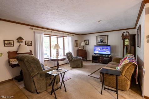 8639 Candlewood Avenue NW North Canton OH 44720