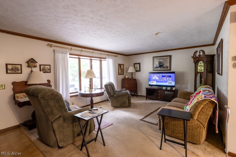 8639 Candlewood Avenue NW North Canton OH 44720