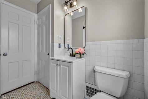 21601 Gardenview Drive Maple Heights OH 44137