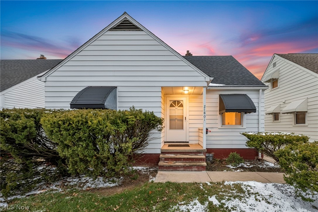 21601 Gardenview Drive Maple Heights OH 44137