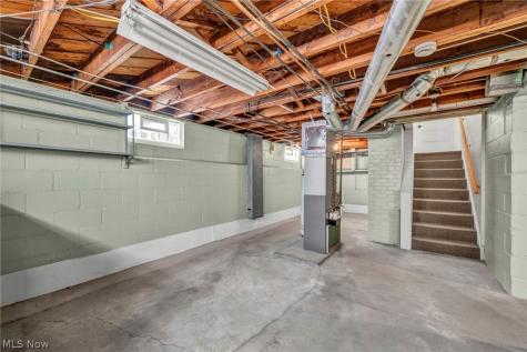 21601 Gardenview Drive Maple Heights OH 44137