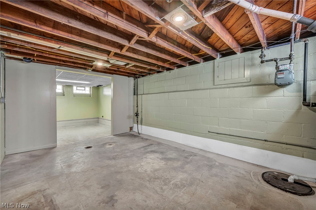 21601 Gardenview Drive Maple Heights OH 44137