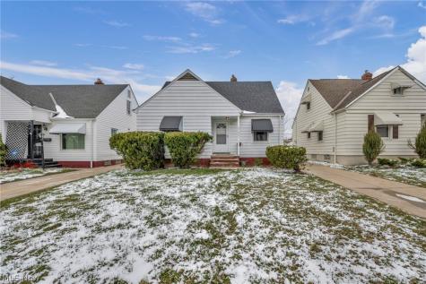 21601 Gardenview Drive Maple Heights OH 44137