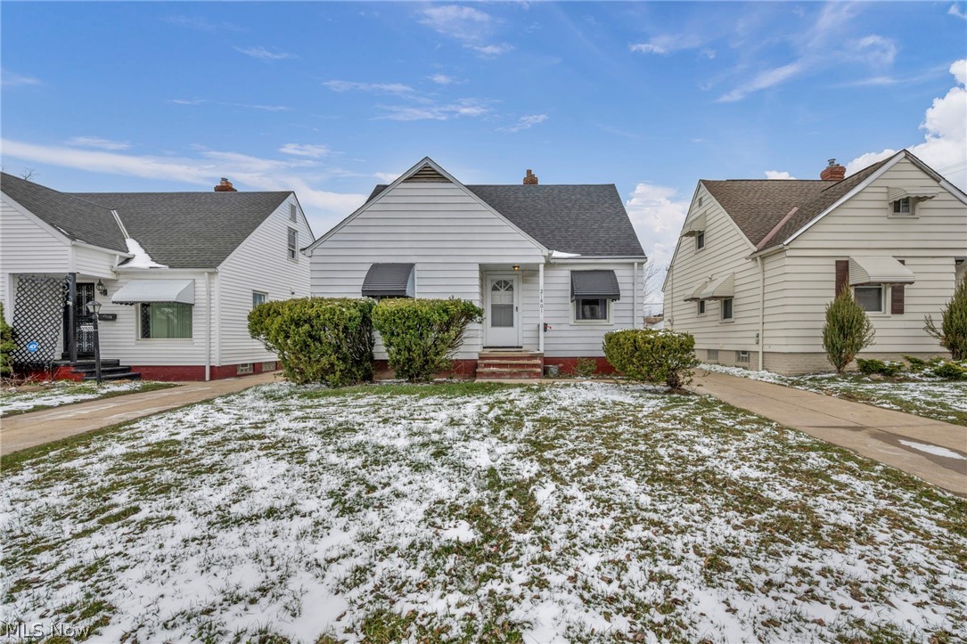 21601 Gardenview Drive Maple Heights OH 44137