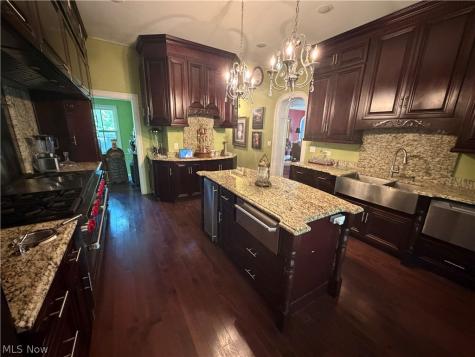 25390 Nobottom Road Olmsted Twp OH 44138