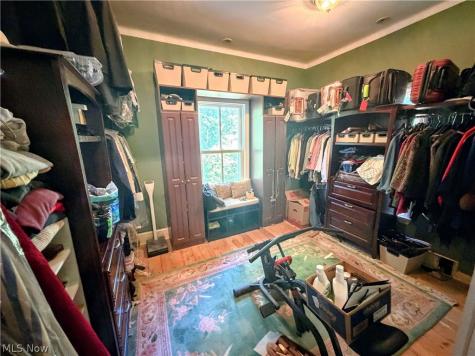 25390 Nobottom Road Olmsted Twp OH 44138
