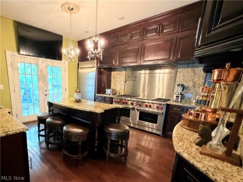 25390 Nobottom Road Olmsted Twp OH 44138