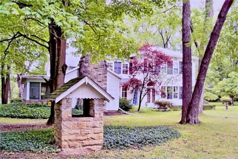 25390 Nobottom Road Olmsted Twp OH 44138
