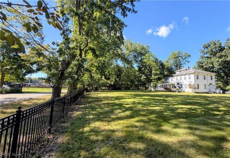 25390 Nobottom Road Olmsted Twp OH 44138