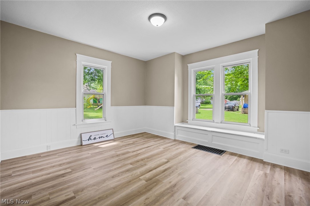 146 W Harrison Street Alliance OH 44601