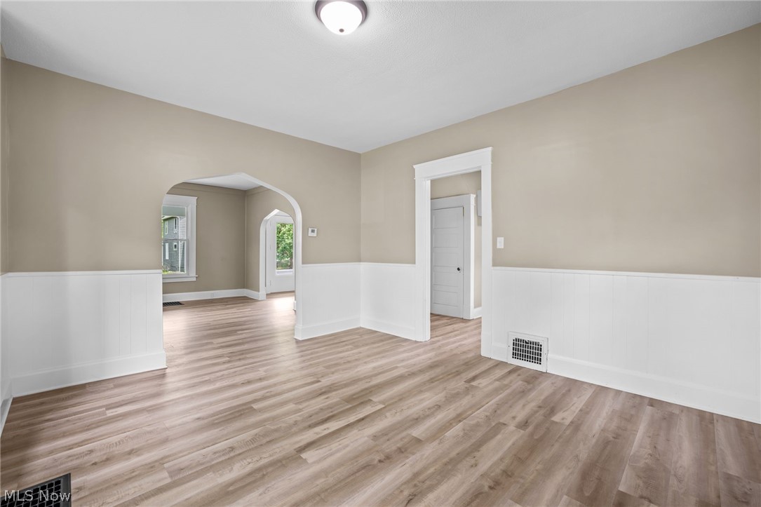 146 W Harrison Street Alliance OH 44601