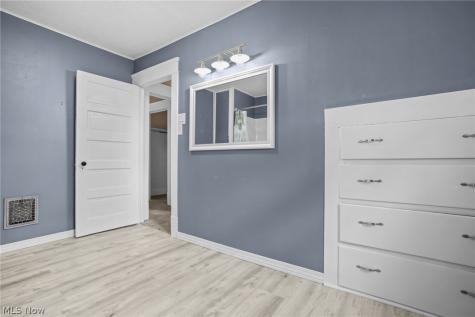 146 W Harrison Street Alliance OH 44601