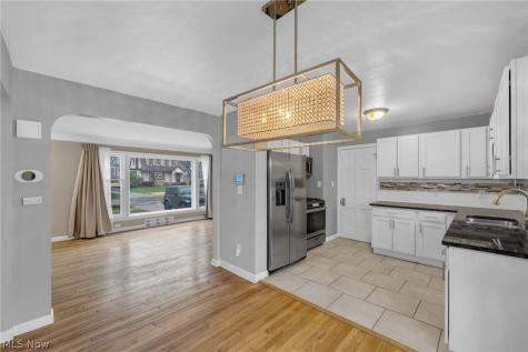 922 Cambridge Road Cleveland Heights OH 44121