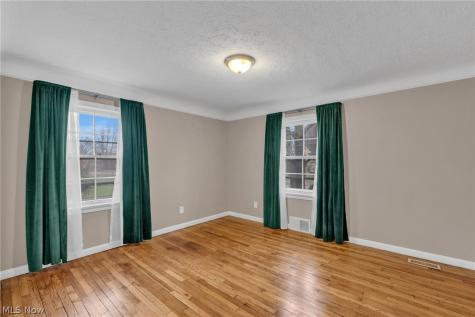 922 Cambridge Road Cleveland Heights OH 44121