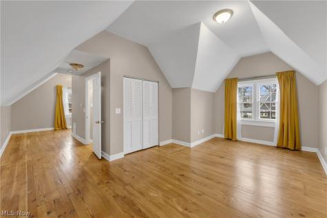 922 Cambridge Road Cleveland Heights OH 44121