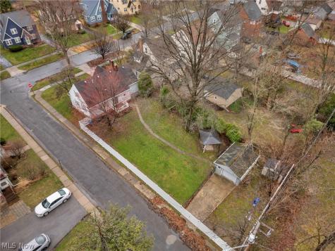 922 Cambridge Road Cleveland Heights OH 44121