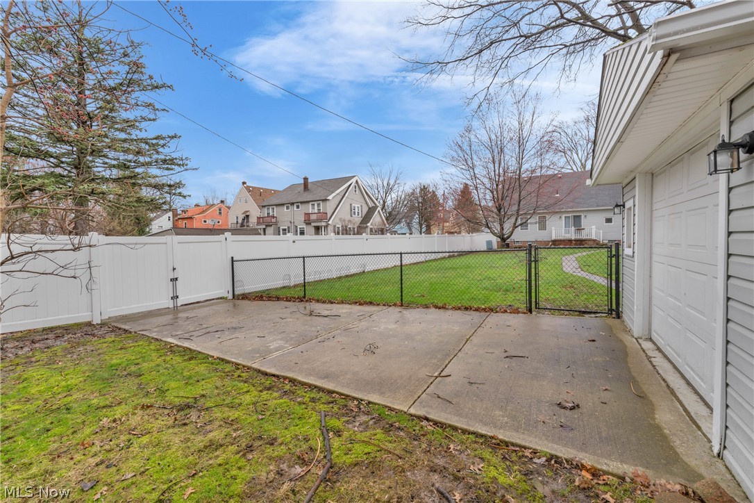 922 Cambridge Road Cleveland Heights OH 44121