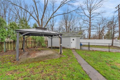 922 Cambridge Road Cleveland Heights OH 44121