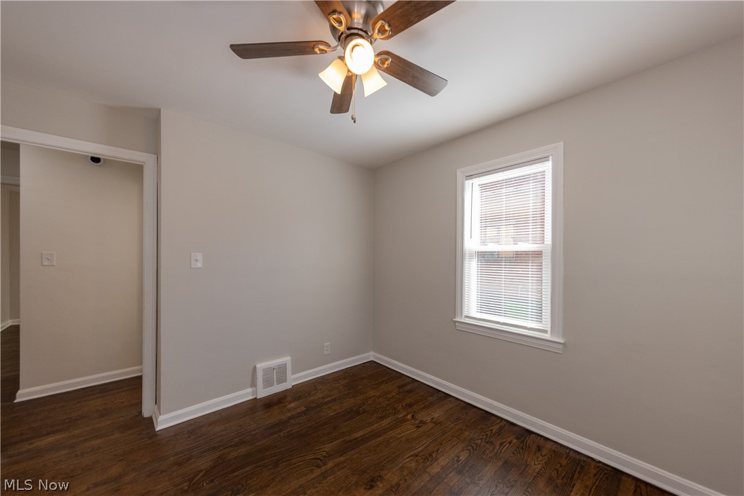 1560 Holmden Road South Euclid OH 44121