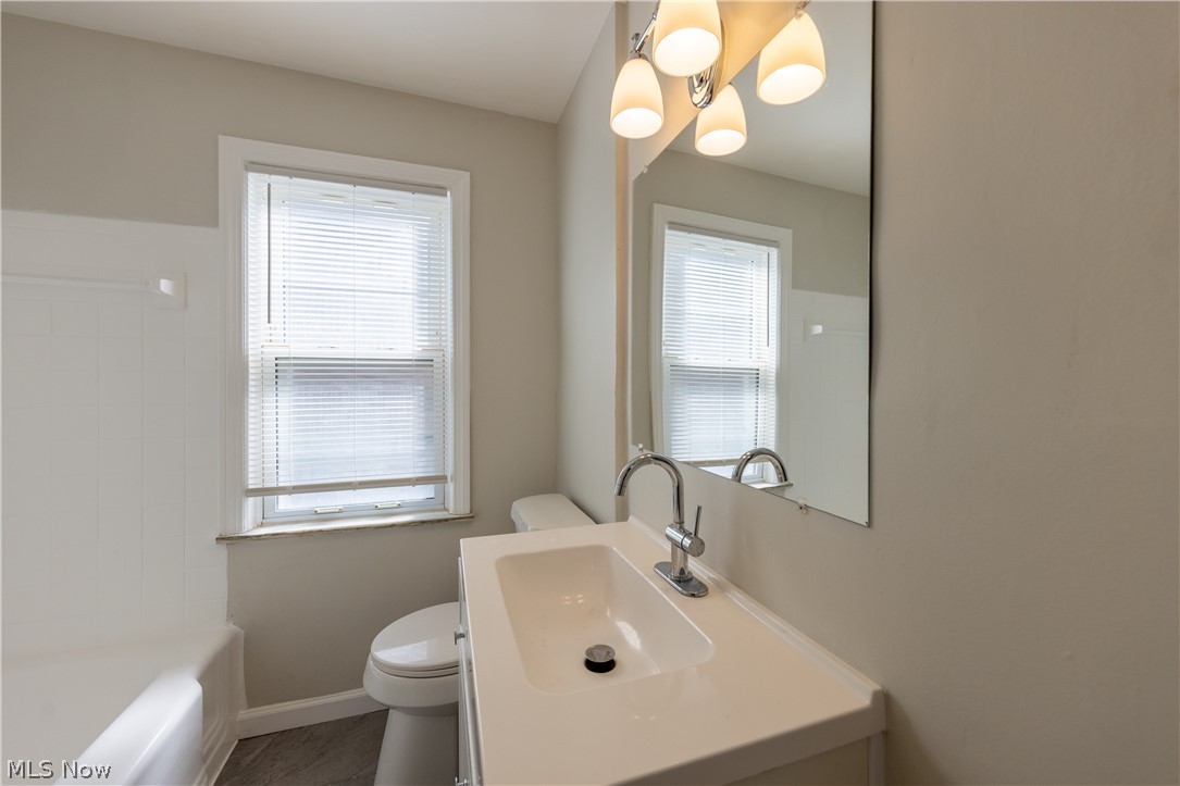 1560 Holmden Road South Euclid OH 44121